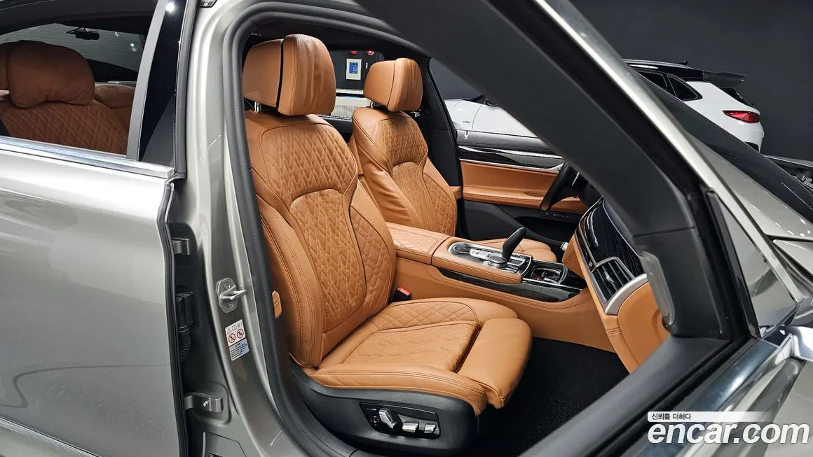 BMW 7-Series 2021 из KR, фото 3