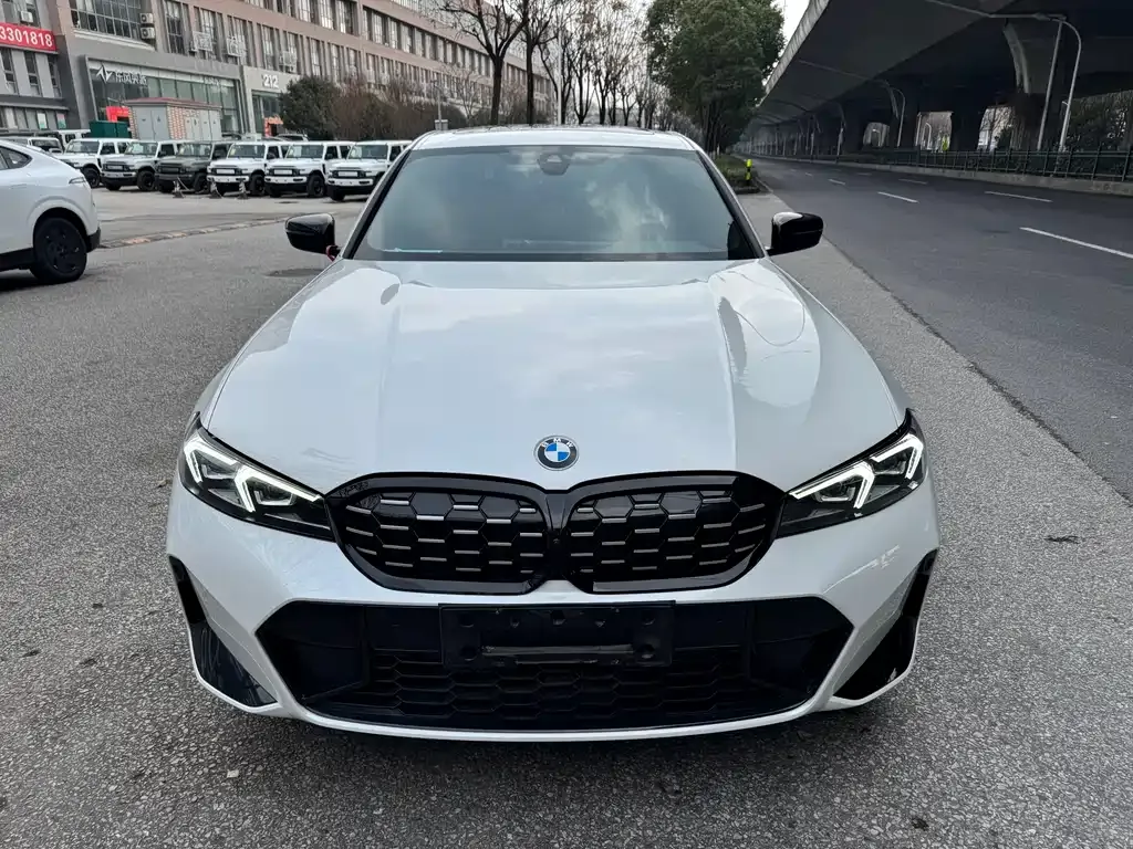 BMW 3 Series 2024 из CN, фото 4