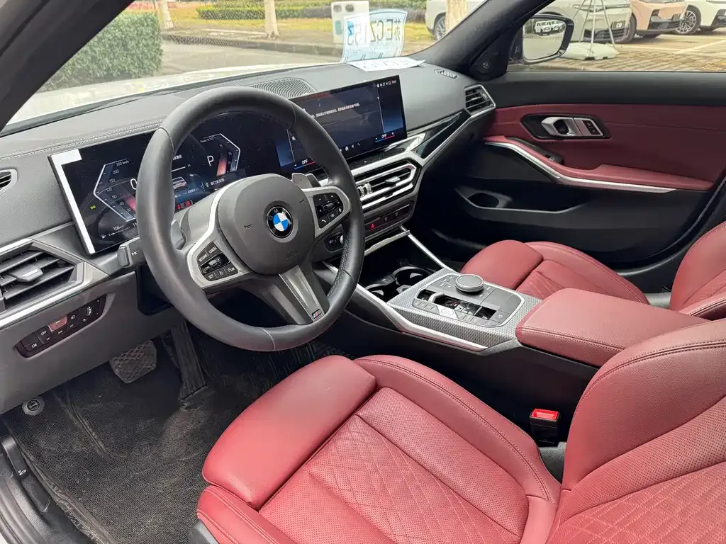 BMW 3 Series 2024 из CN, фото 7