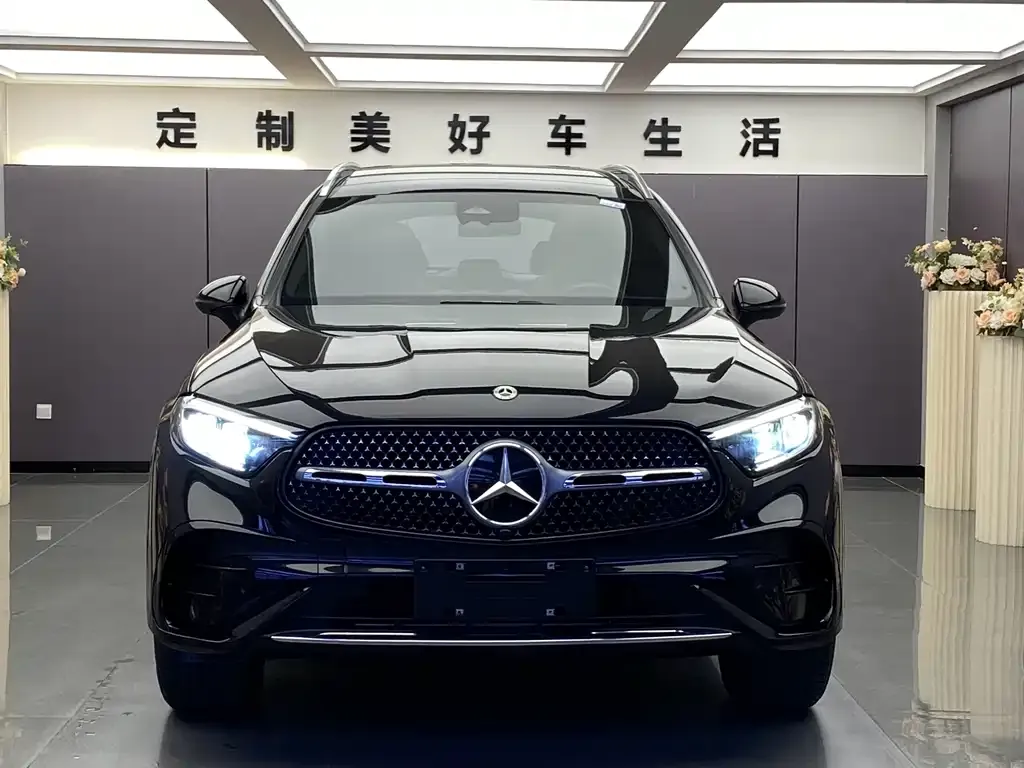 Mercedes-Benz GLC 2023 из CN, фото 2