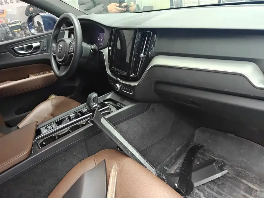 Volvo XC60 2022 из CN, фото 5