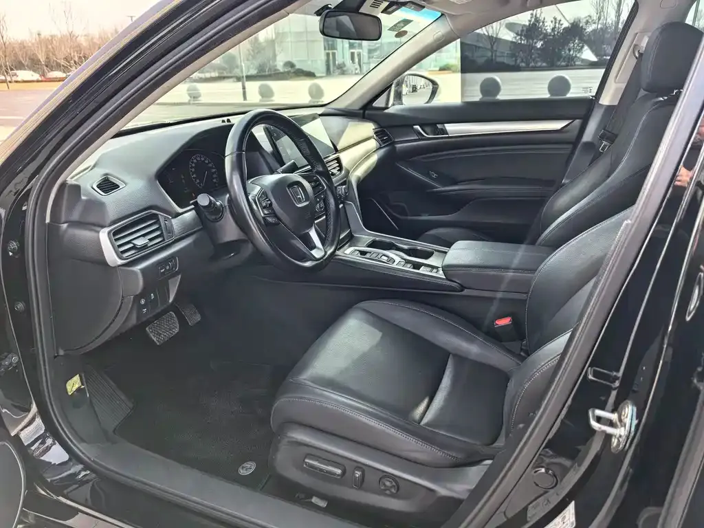 Honda Accord 2023 из CN, фото 4