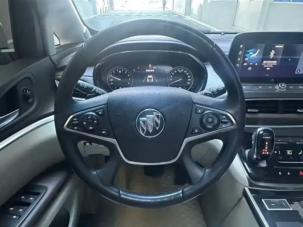 Buick GL8 2022 из CN, фото 6