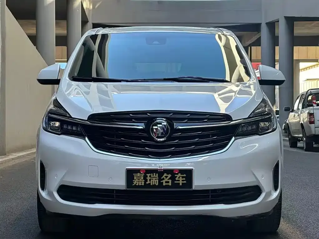 Buick GL8 2022 из CN, фото 2