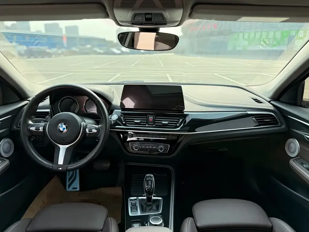 BMW 1 Series 2023 из CN, фото 5