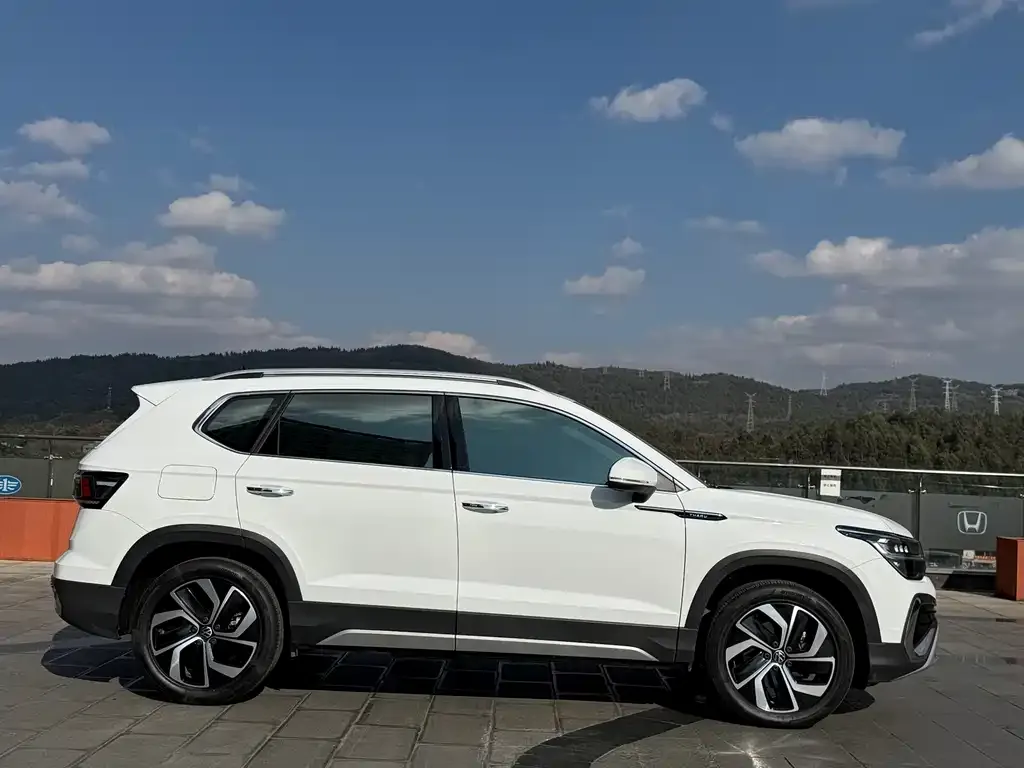 Volkswagen Tharu 2023 из CN, фото 2