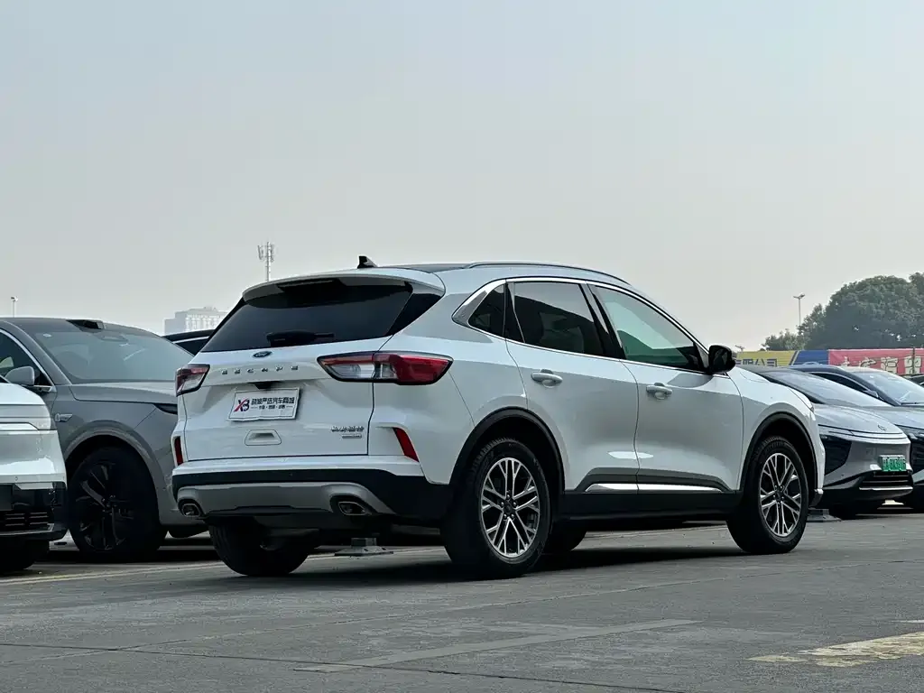 Ford Escape 2022 из CN, фото 5