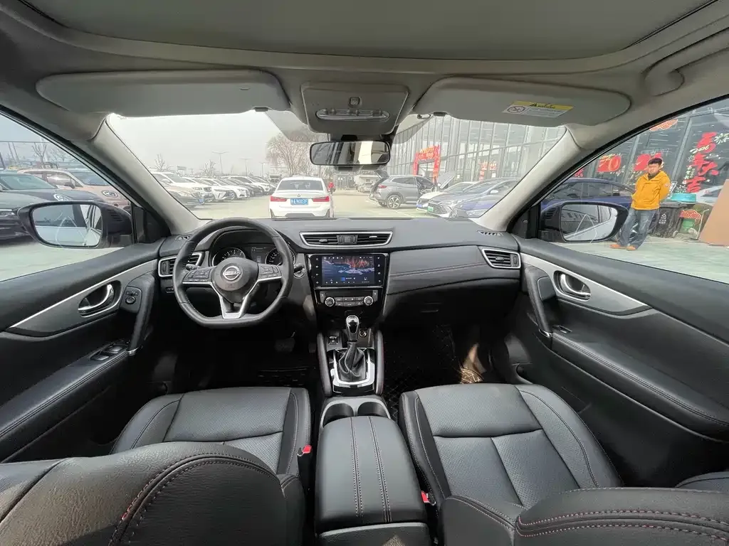 Nissan Qashqai 2023 из CN, фото 3