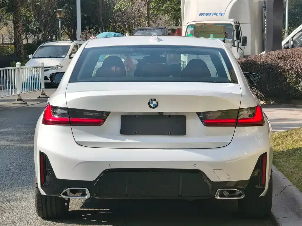 BMW 3 Series 2025 из CN, фото 4