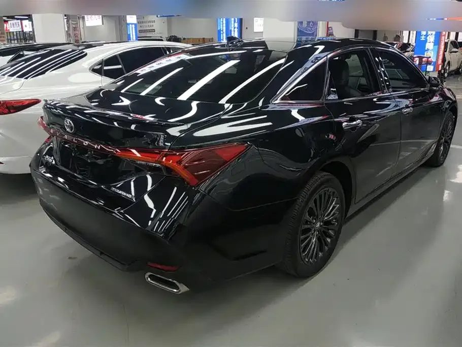 Toyota Avalon 2023 из CN, фото 9