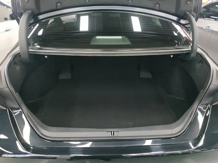 Toyota Avalon 2023 из CN, фото 4