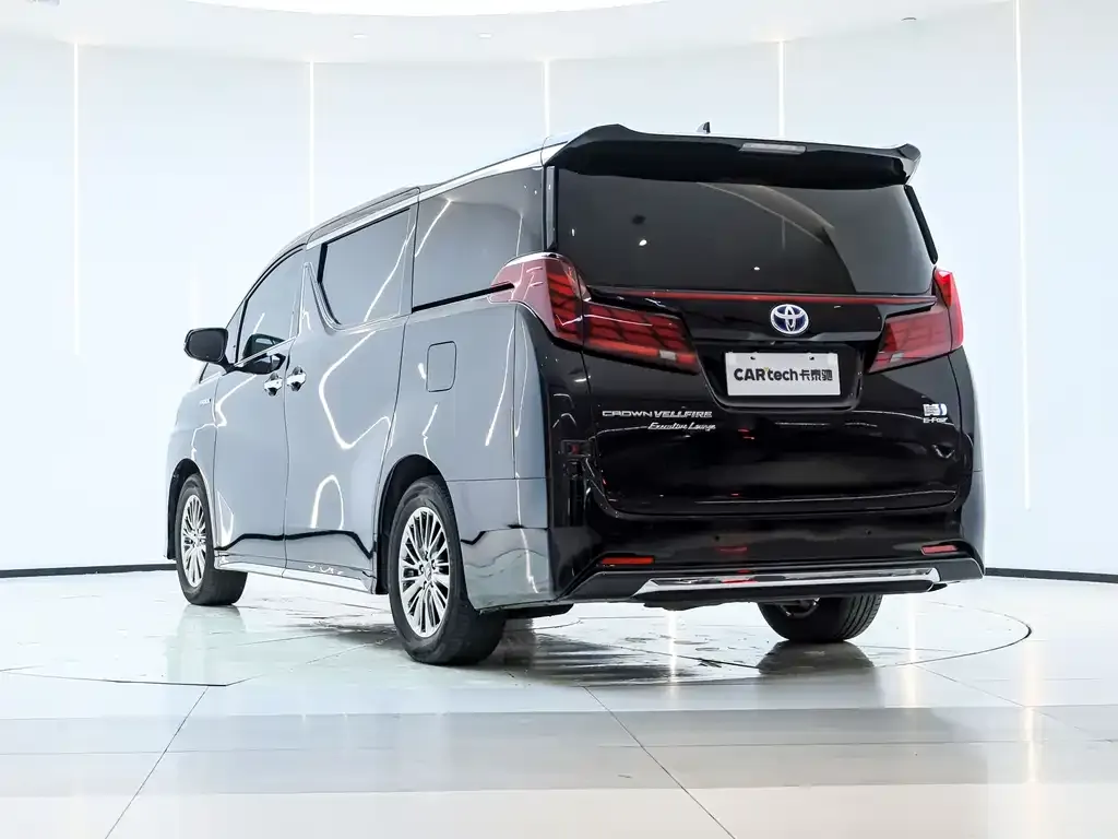 Toyota Vellfire 2023 из CN, фото 8