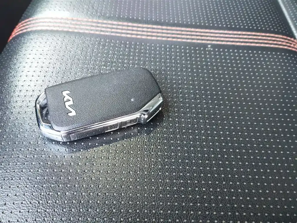 Kia KX3 2022 из CN, фото 10