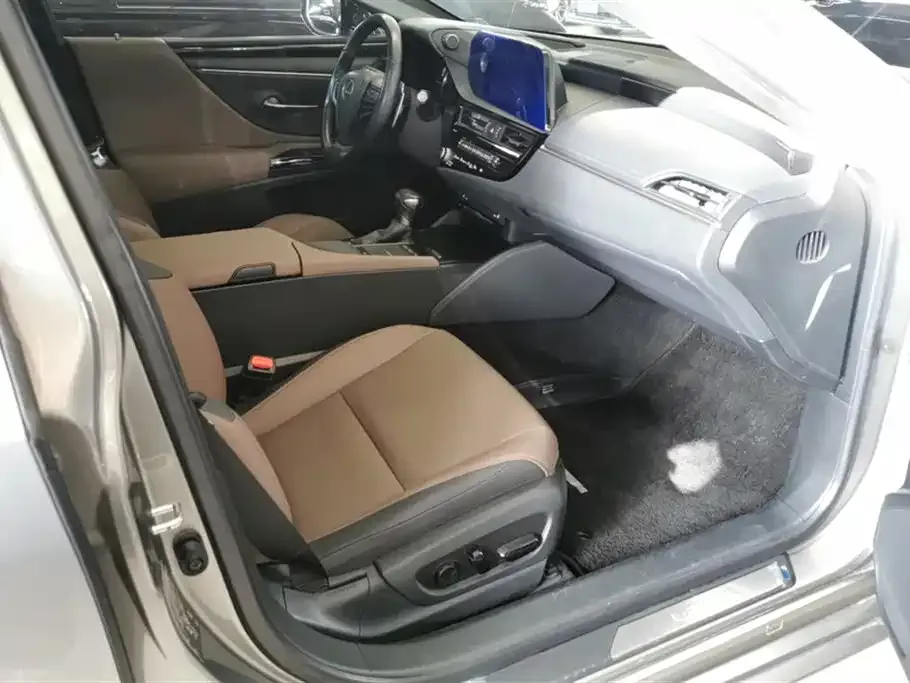 Lexus ES 2022 из CN, фото 7