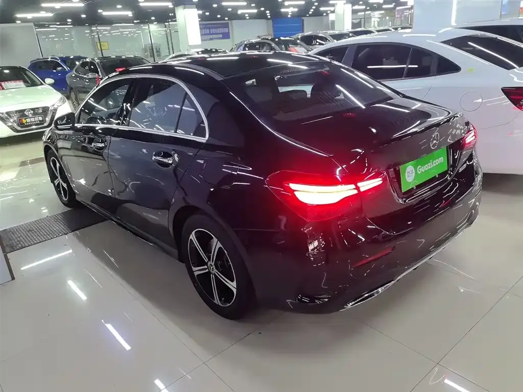 Mercedes-Benz A-Class 2023 из CN, фото 3
