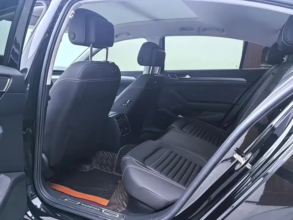 Volkswagen Magotan 2021 из CN, фото 7