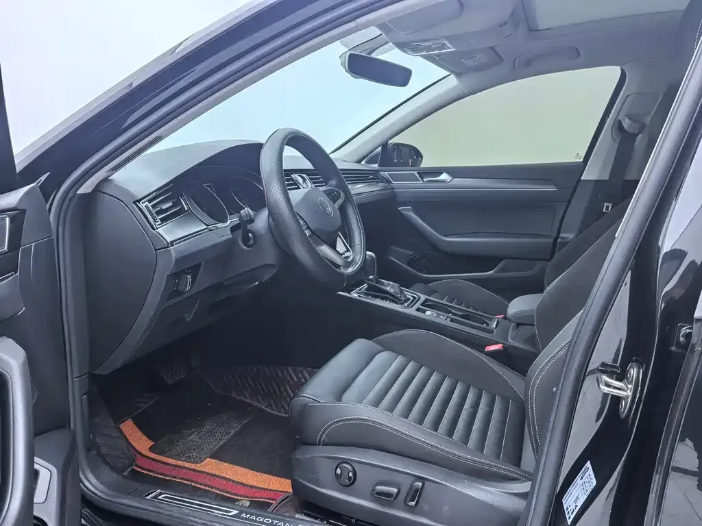 Volkswagen Magotan 2021 из CN, фото 10