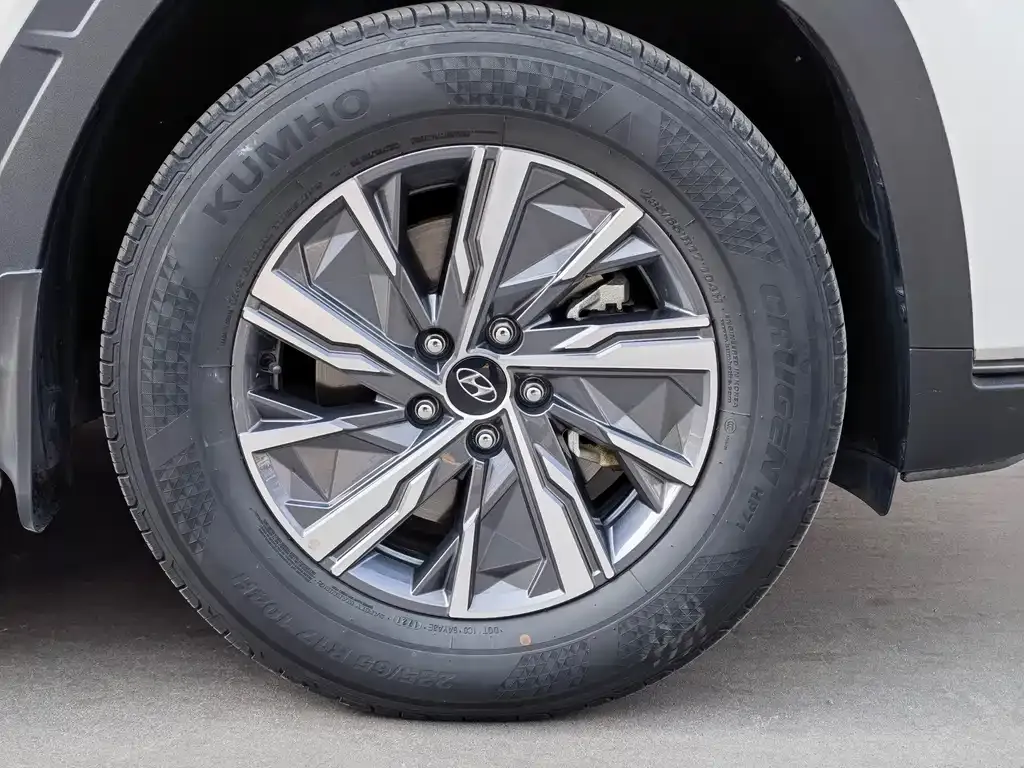Hyundai Tucson 2023 из CN, фото 10