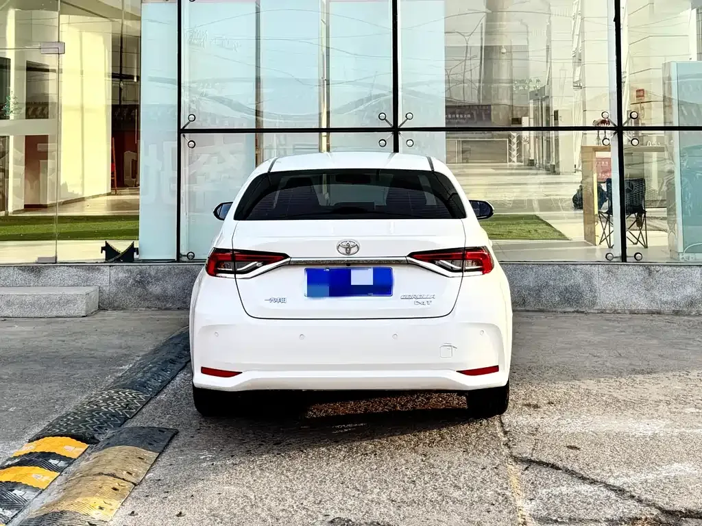 Toyota Corolla 2021 из CN, фото 9