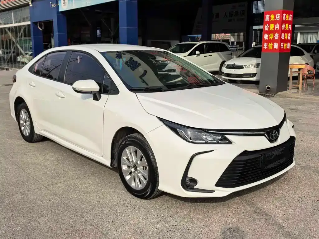 Toyota Corolla 2023 из CN, фото 10