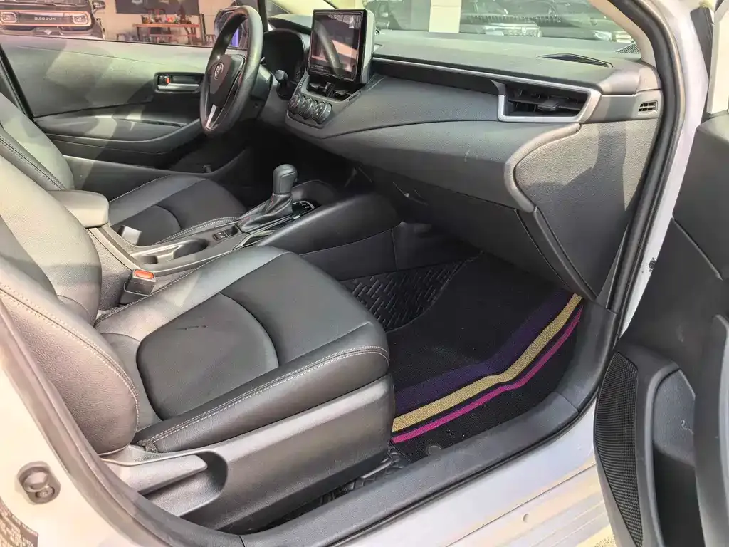 Toyota Corolla 2023 из CN, фото 4
