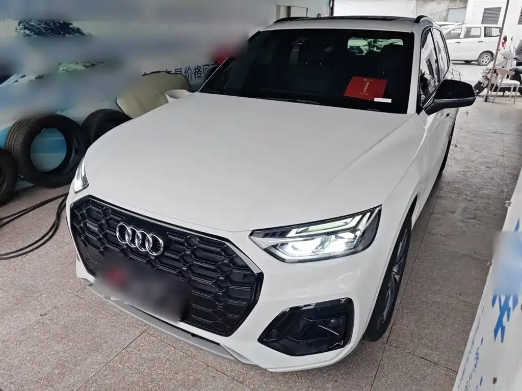 Audi Q5L 2023 из CN, фото 2