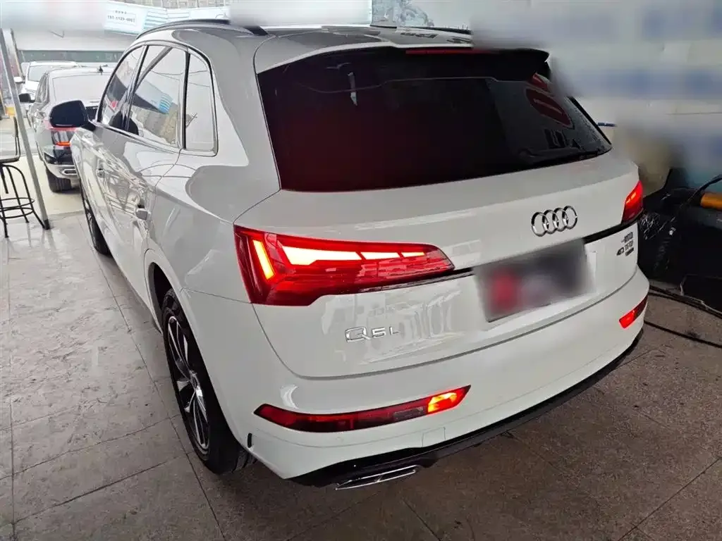 Audi Q5L 2023 из CN, фото 5