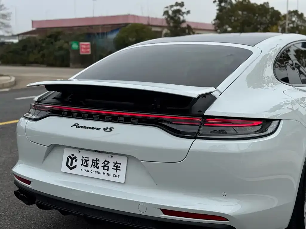 Porsche Panamera 2024 из CN, фото 5