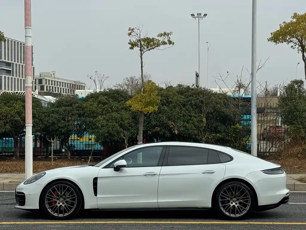 Porsche Panamera 2024 из CN, фото 10