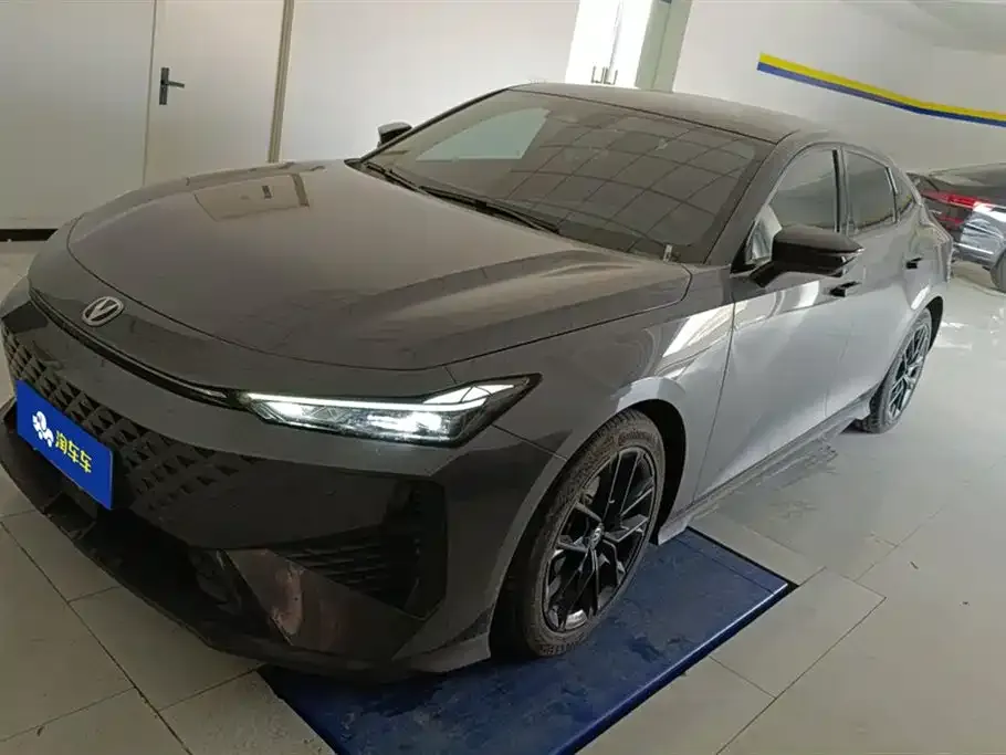 Changan UNI-V 2024 из CN, фото 1