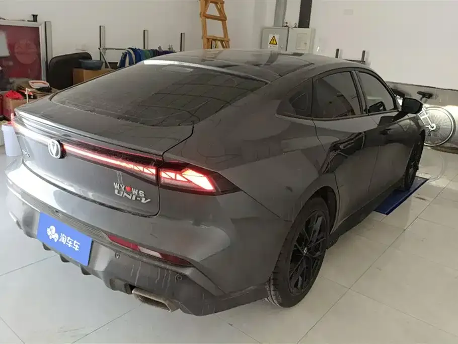 Changan UNI-V 2024 из CN, фото 2