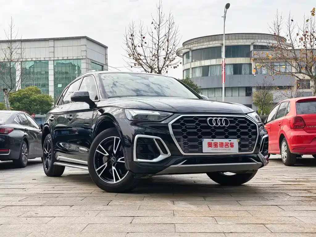 Audi Q5L — фото 4