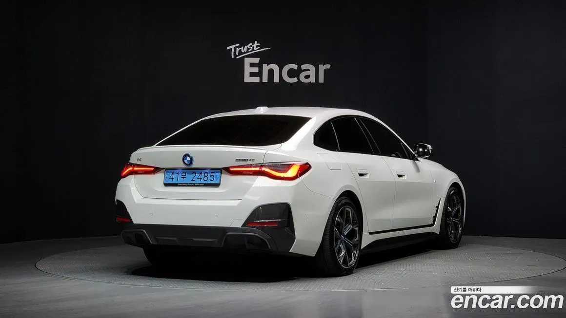 BMW i4 2024 из KR, фото 3