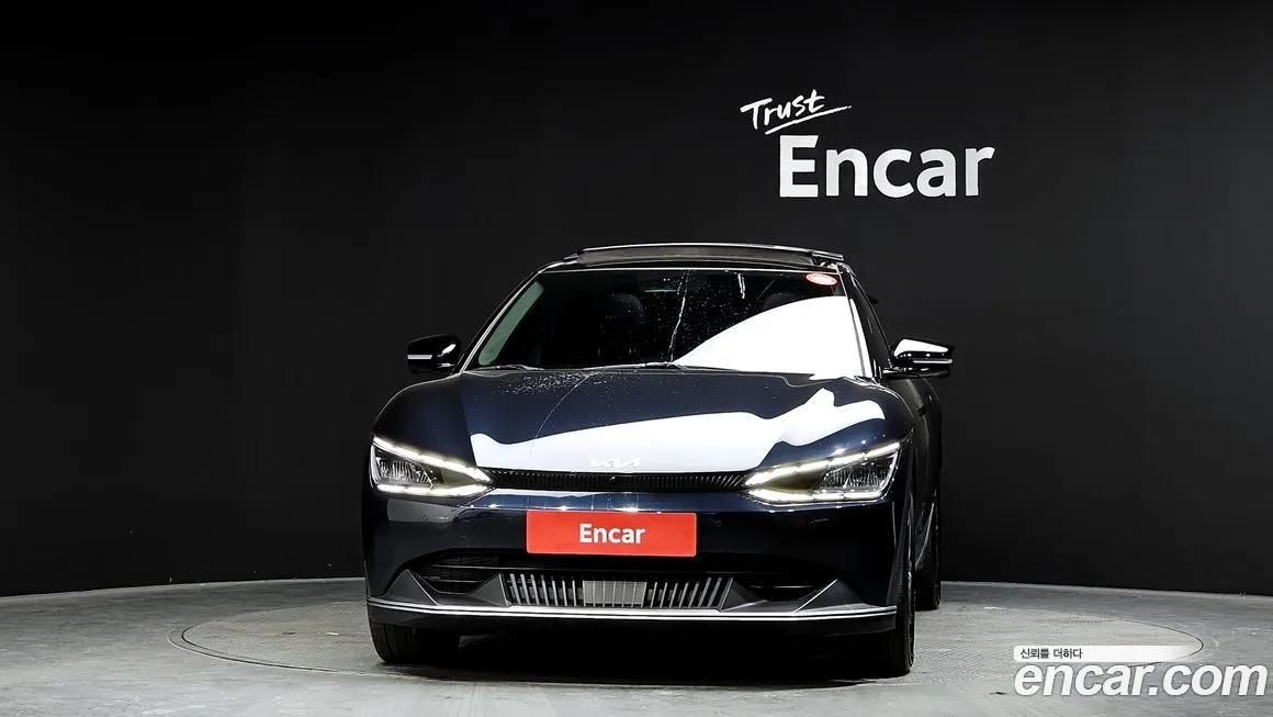 Kia EV6 — фото 8