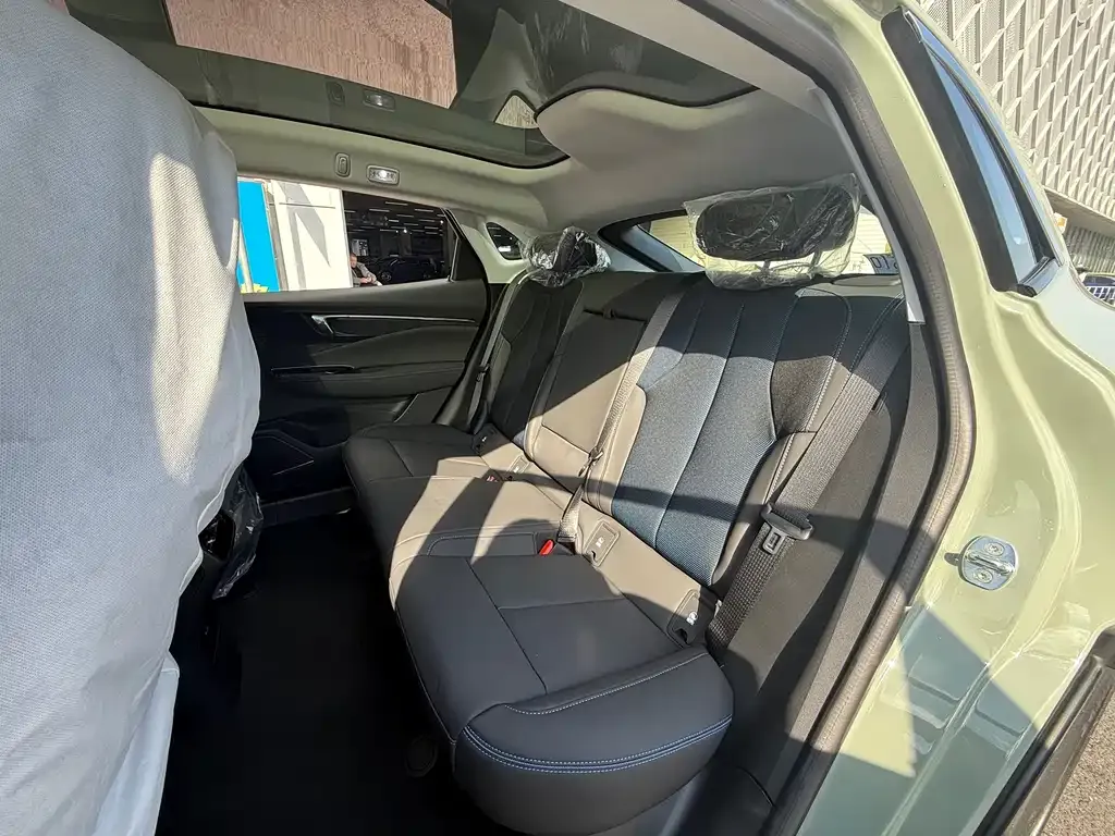 Buick E4 2026 из CN, фото 8