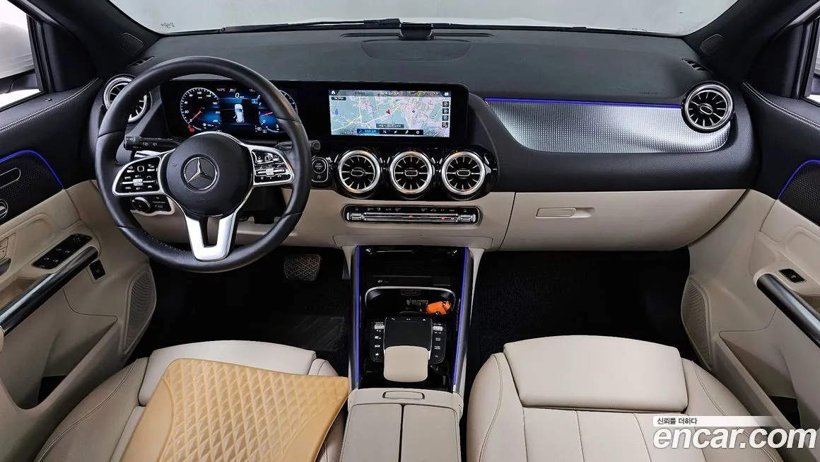 Mercedes-Benz GLA-Class — фото 8