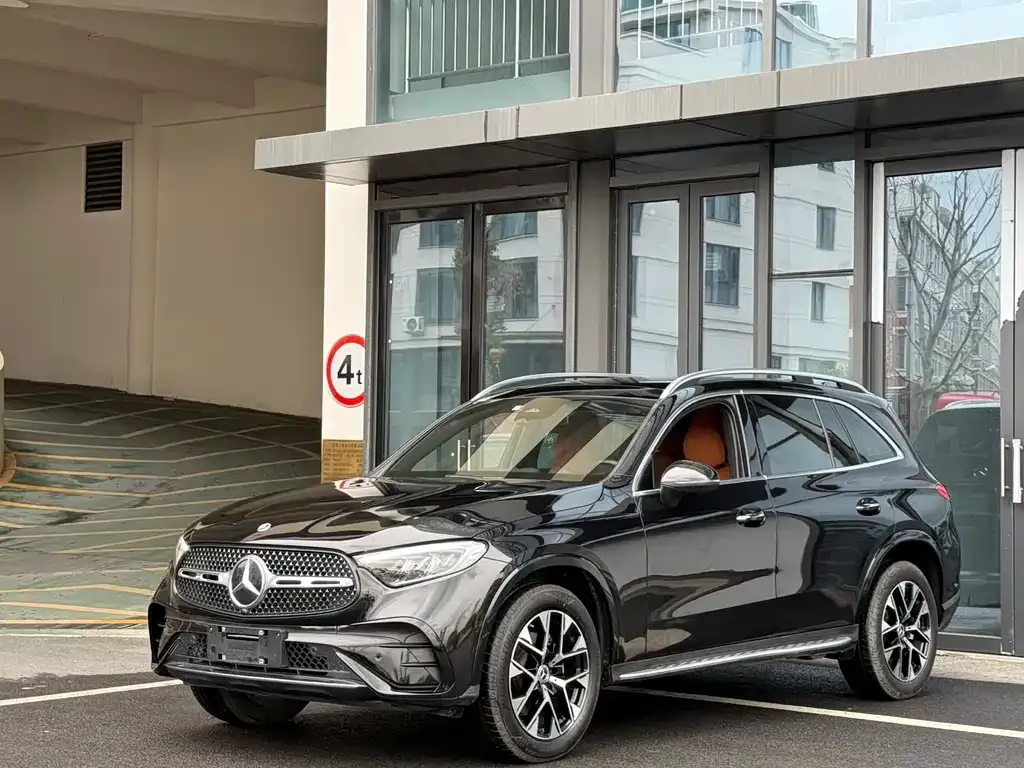 Mercedes-Benz GLC — фото 1