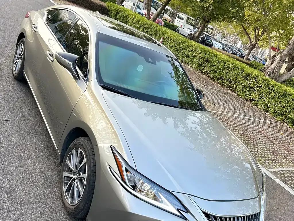 Lexus ES 2022 из CN, фото 9
