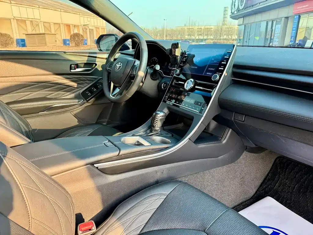 Toyota Avalon 2022 из CN, фото 6