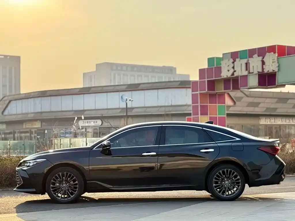 Toyota Avalon 2022 из CN, фото 3
