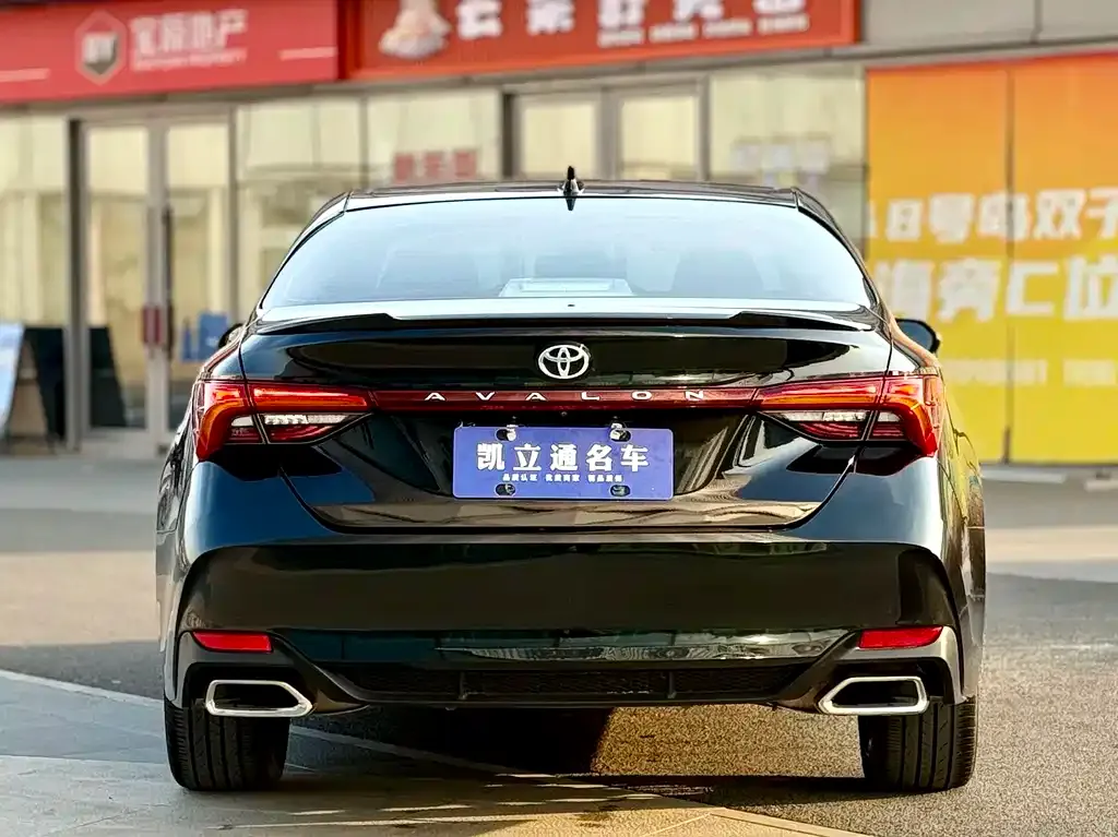 Toyota Avalon 2022 из CN, фото 4