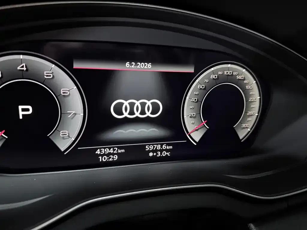 Audi Q5L — фото 2