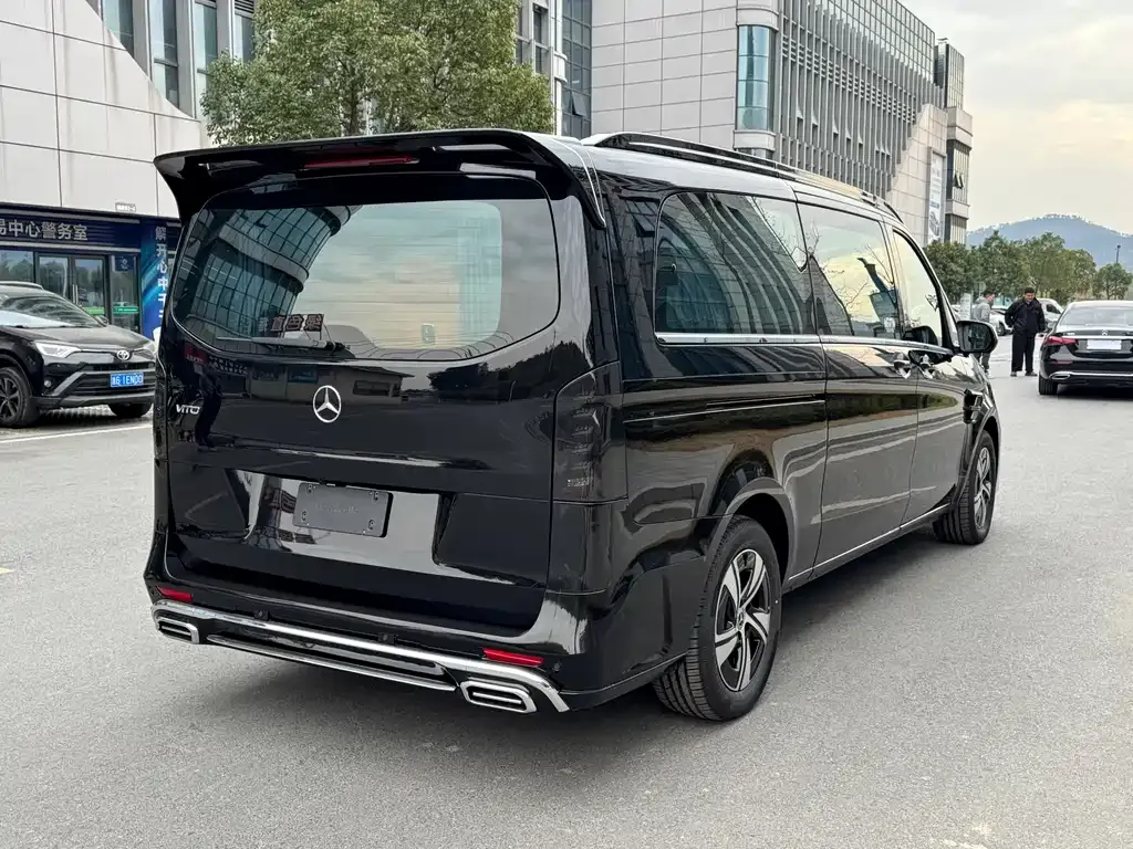 Mercedes-Benz Vito 2025 из CN, фото 8