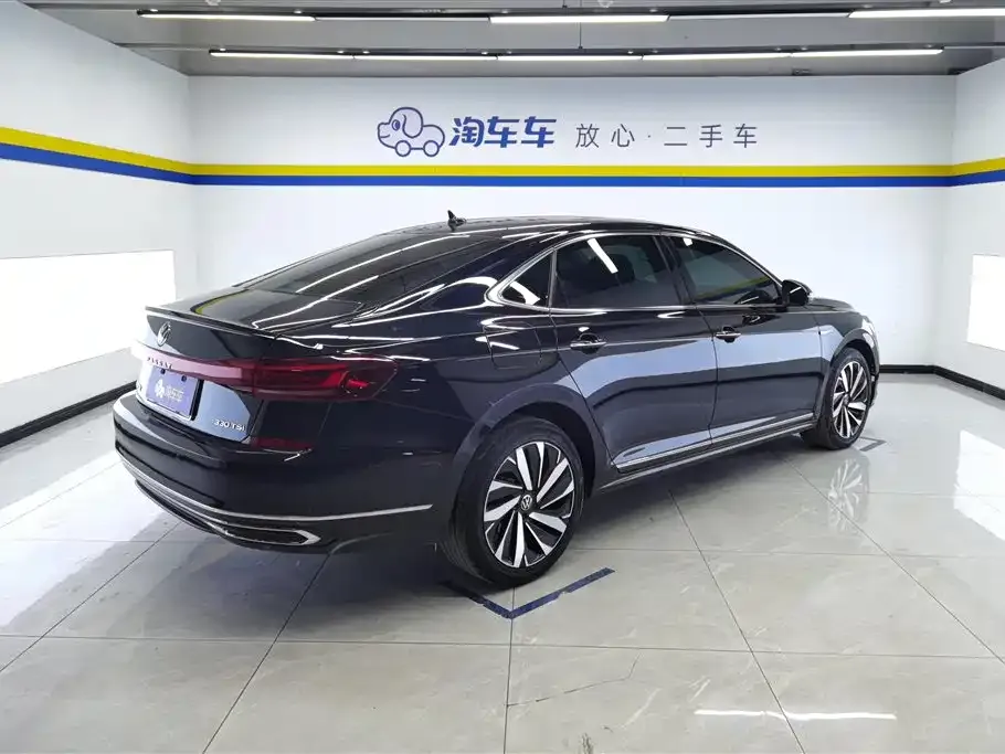Volkswagen Passat 2023 из CN, фото 7
