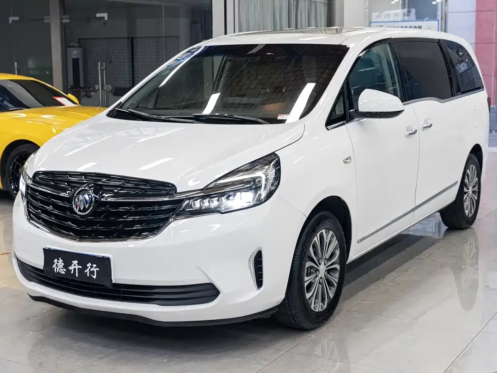 Buick GL8 2022 из CN, фото 1