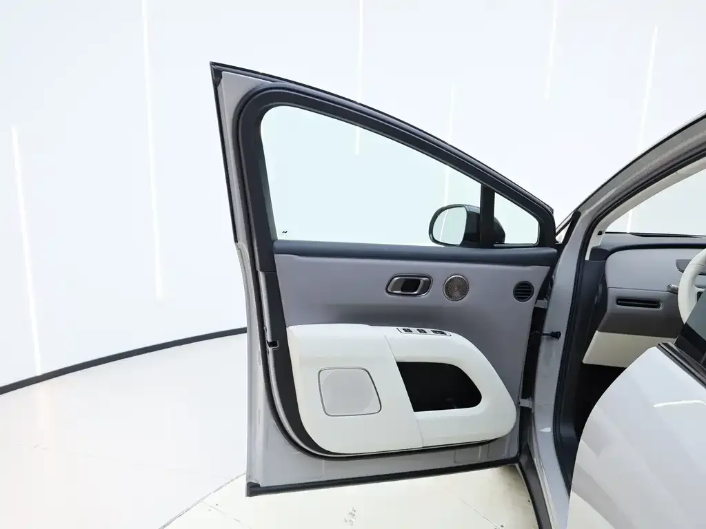 Li Auto i8 2025 из CN, фото 4