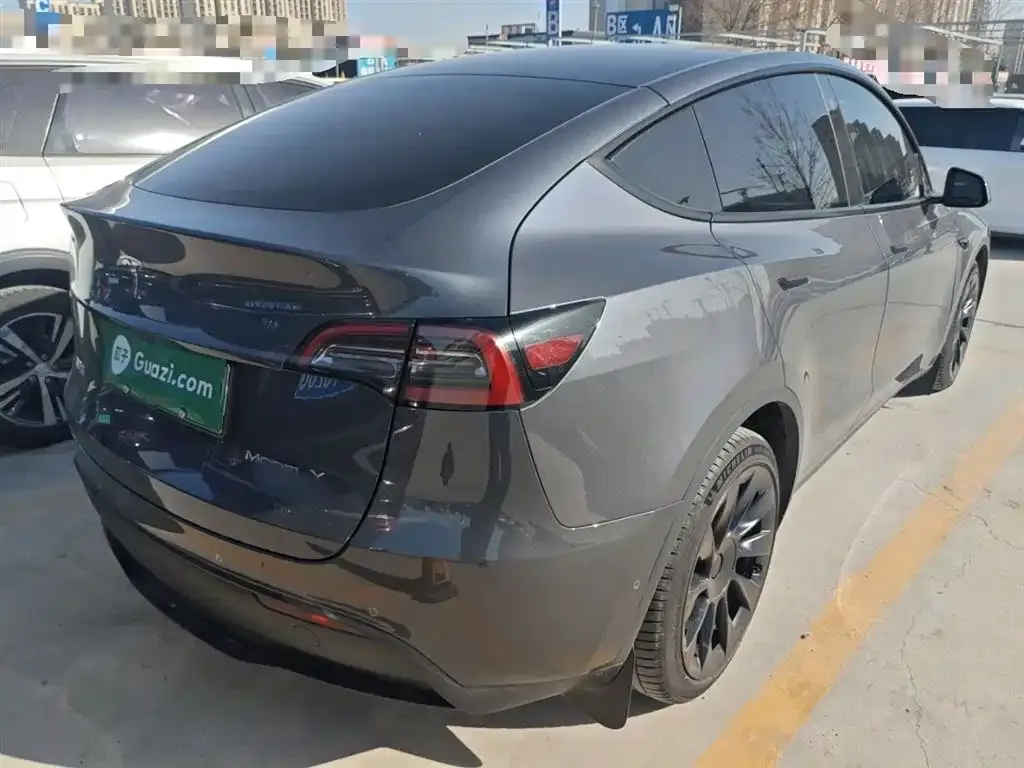 Tesla Model Y 2023 из CN, фото 5