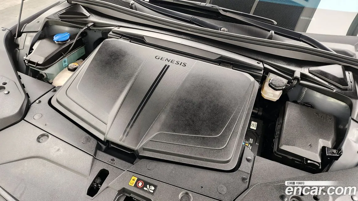 Genesis GV60 — фото 10