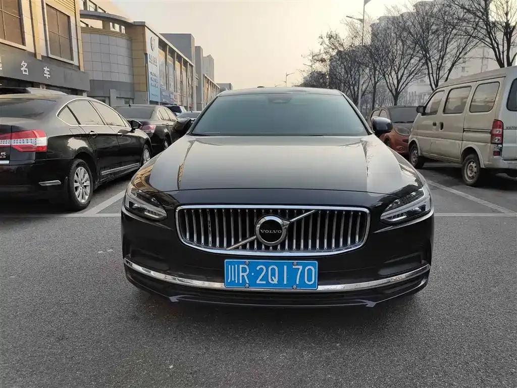Volvo S90 — фото 9