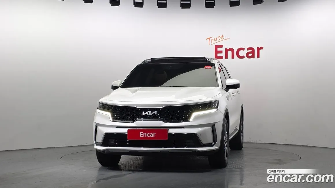 Kia Sorento — фото 8